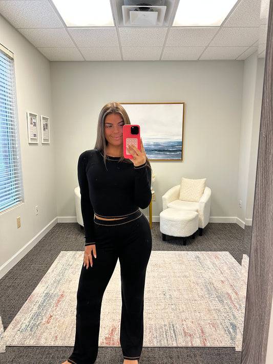 The Contrast Lounge Set