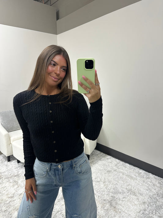 The Cableknit Cardigan