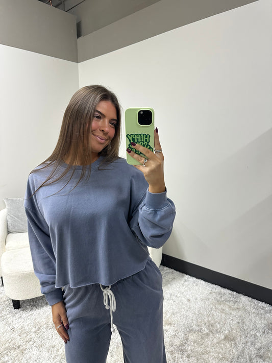 The Effortless Lounge Pullover