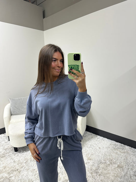 The Effortless Lounge Pullover