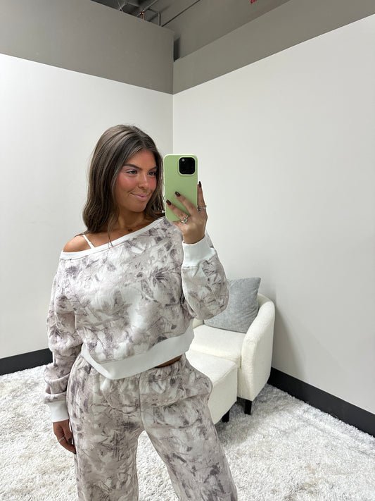 The Light Camo Off Shoulder