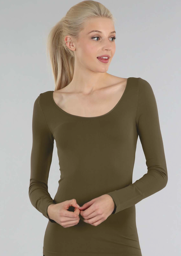 The Comfort Scoop Long Sleeve