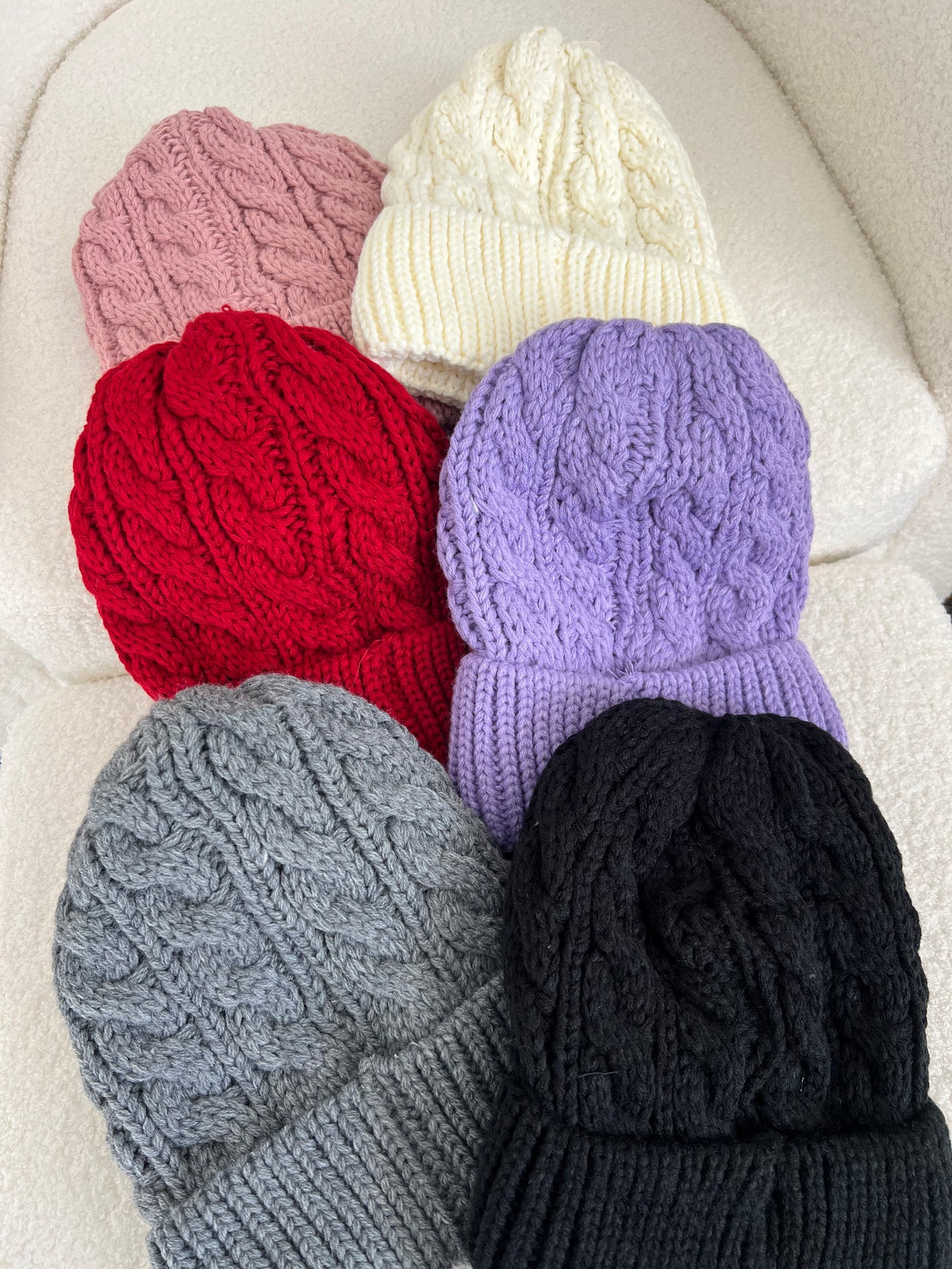 Chunky Knit Cable Knit Beanie