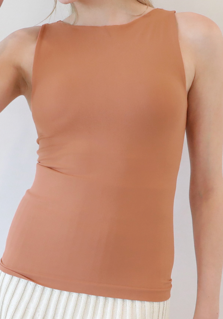 The Comfort Clean Line Tank